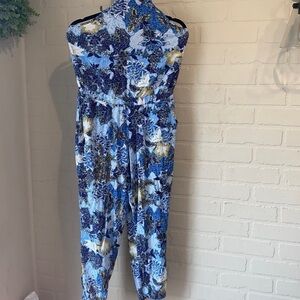 Jack by BB Dakota Blue White Floral Jumpsuit Size‎ Small Halter Elastic Ankle